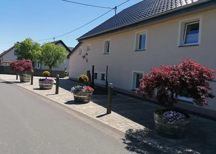 Mit Terrasse By Interhome Apartment Habscheid